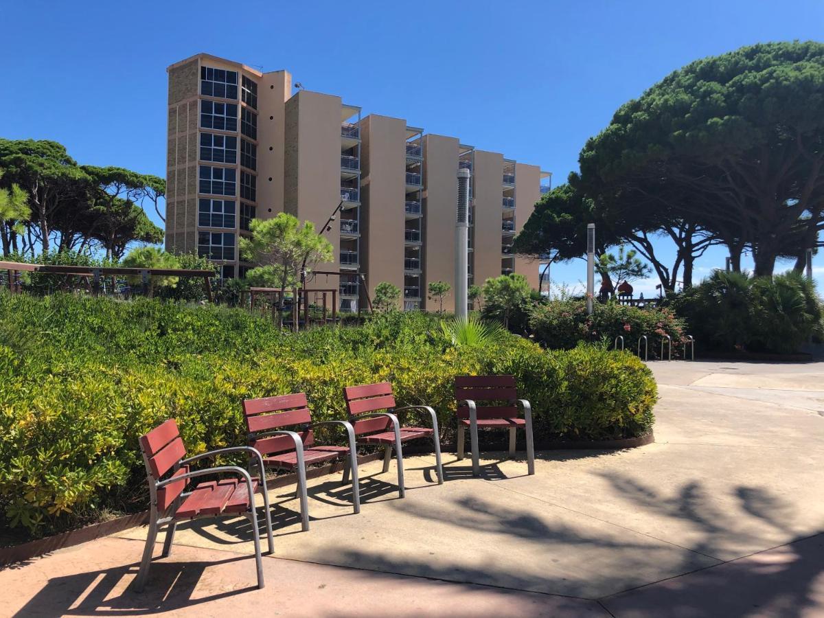 Pineda Beach 1A Linea De Mar & Parking 라피네다 외부 사진