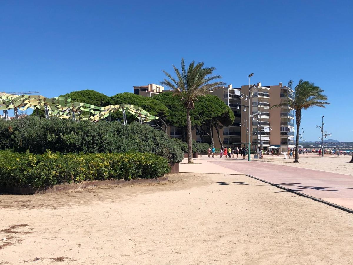 Pineda Beach 1A Linea De Mar & Parking 라피네다 외부 사진