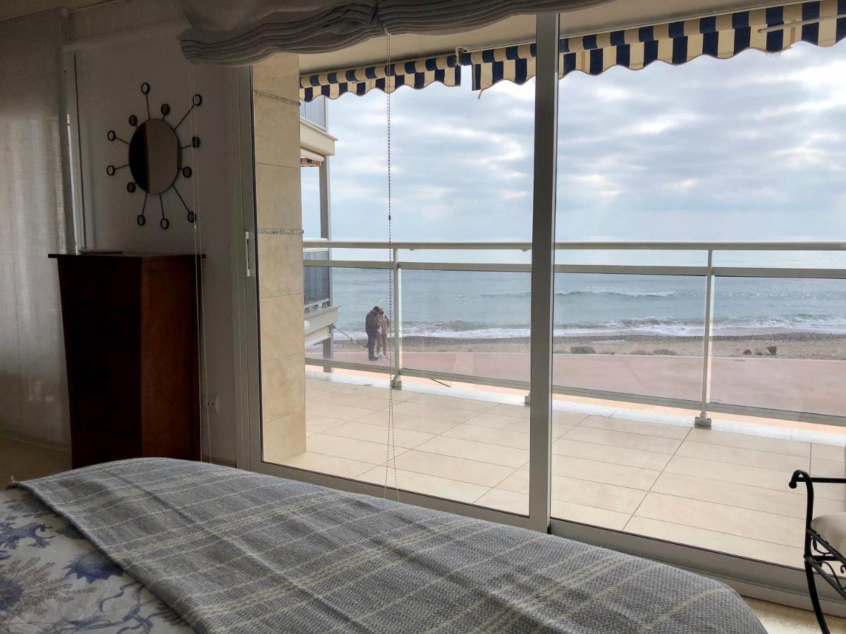 Pineda Beach 1A Linea De Mar & Parking 라피네다 외부 사진