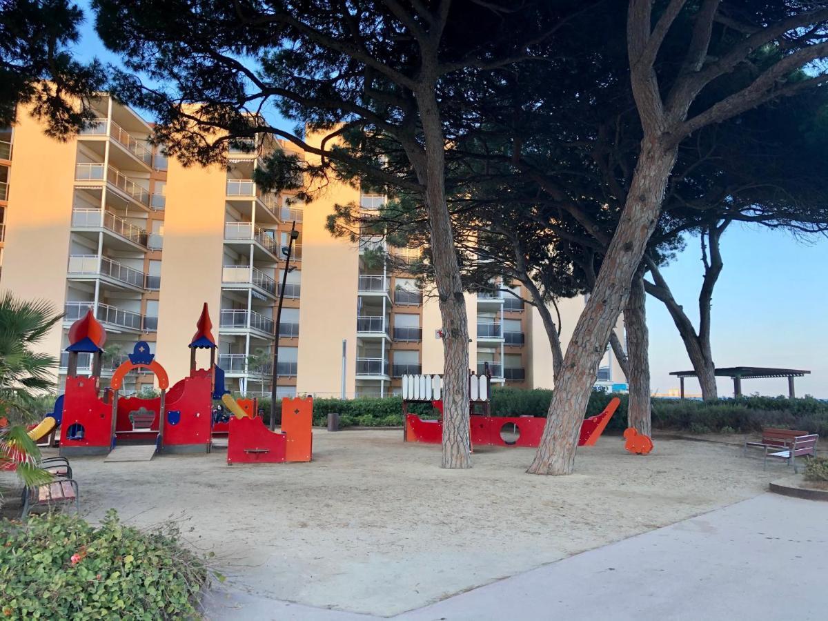 Pineda Beach 1A Linea De Mar & Parking 라피네다 외부 사진